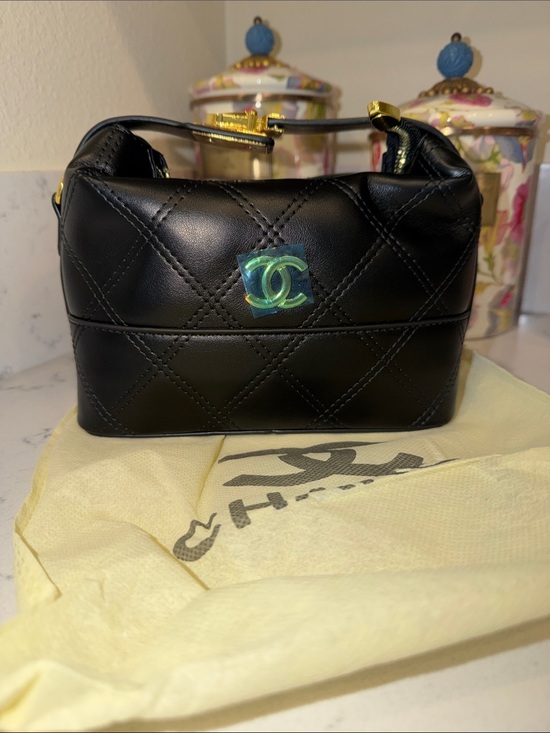 Handbags - Crossbody purse